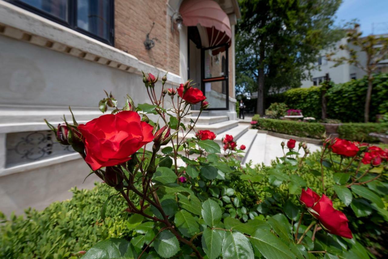 Villa Elda Boutique Hotel Siena Exterior foto